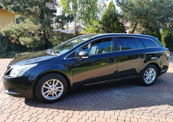 Toyota Avensis cena 34800 przebieg: 223500, rok produkcji 2010 z Miastko małe 742